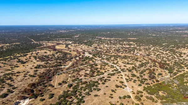 428 Lester Lane, Junction, TX 76849