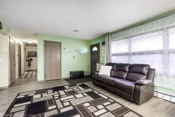 509 Summit Street, Algonquin, IL 60102