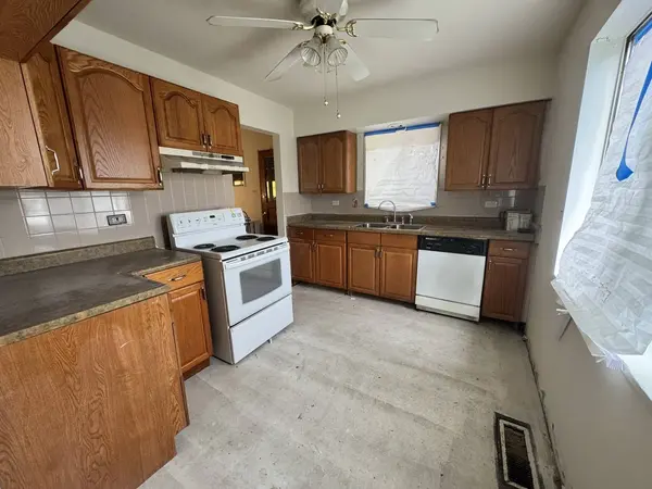 1272 Burnham AVE, Calumet City, IL 60409