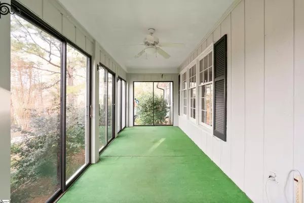 325 Wall Street, Campobello, SC 29322-8598