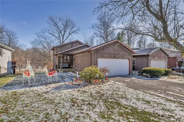 596 Oakwood DR ##1, Lodi, OH 44254