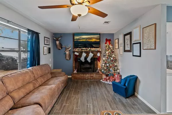 219 Katy Drive, Emory, TX 75440