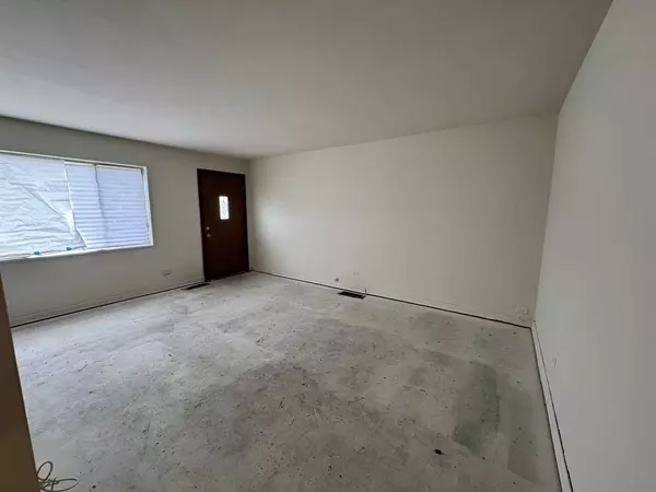 1272 Burnham Avenue, Calumet City, IL 60409