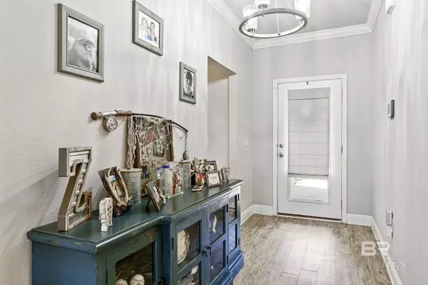 6066 Cobblestone Court, Gulf Shores, AL 36542