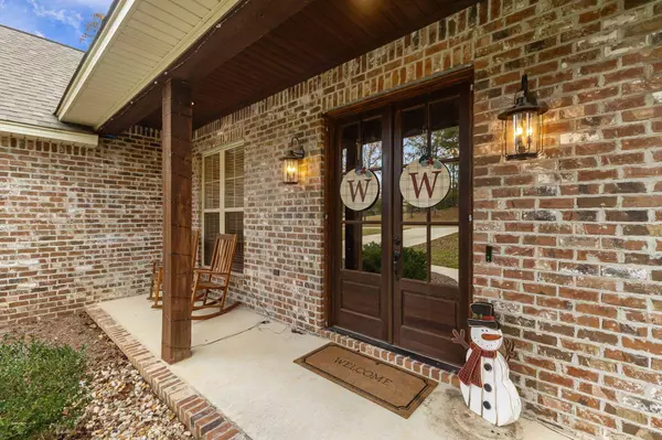 202 Whistlers WAY, Hattiesburg, MS 39402