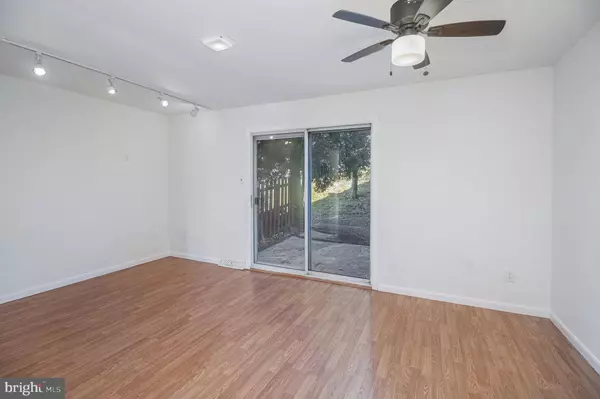 1158 BAYLESS PL #CONDO J-2, Norristown, PA 19403