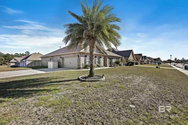 6066 Cobblestone Court, Gulf Shores, AL 36542