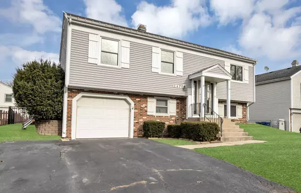 247 Meade CT, Bartlett, IL 60103