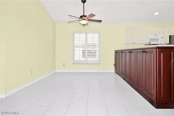 2248 Carnaby CT, Lehigh Acres, FL 33973