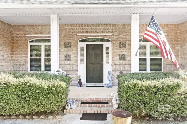 24130 Cowling Road, Robertsdale, AL 36567