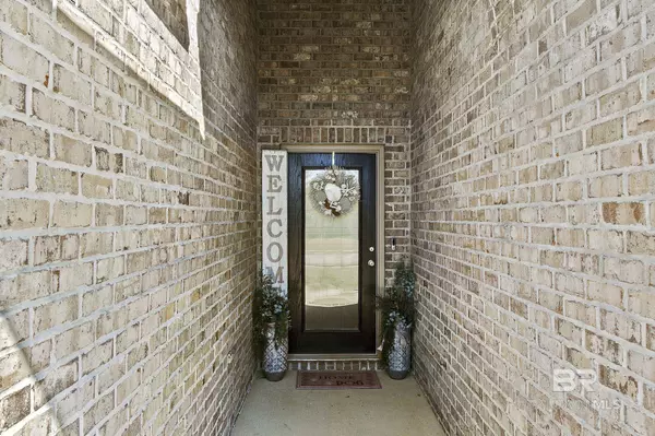 6066 Cobblestone Court, Gulf Shores, AL 36542