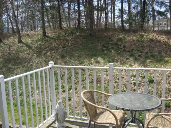 2 Hawthorne Pl, East Orange City, NJ 07018