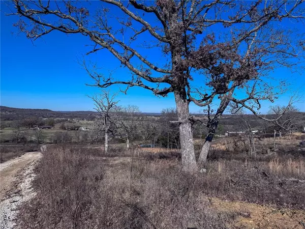 12786 Centerpoint Church Rd, Prairie Grove, AR 72753