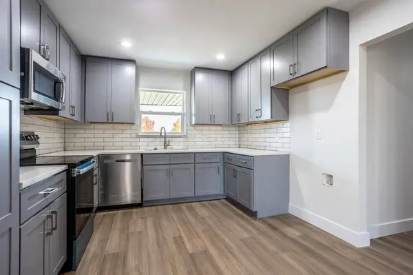 201 S Parks Drive, Desoto, TX 75115