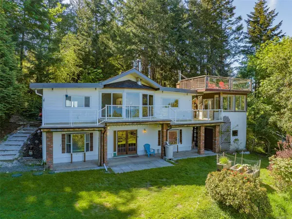 2757 Sea Blush Dr, Nanoose Bay, BC V9P 9E4