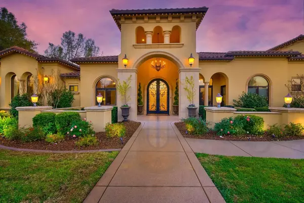 6100 Terracina CT, Loomis, CA 95650