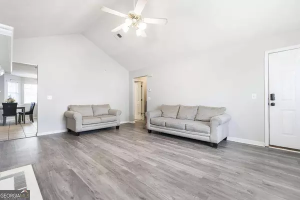 100 Hackamore LN, Warner Robins, GA 31088