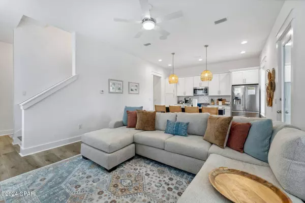 2702 Lagoon Manor DR, Panama City, FL 32408