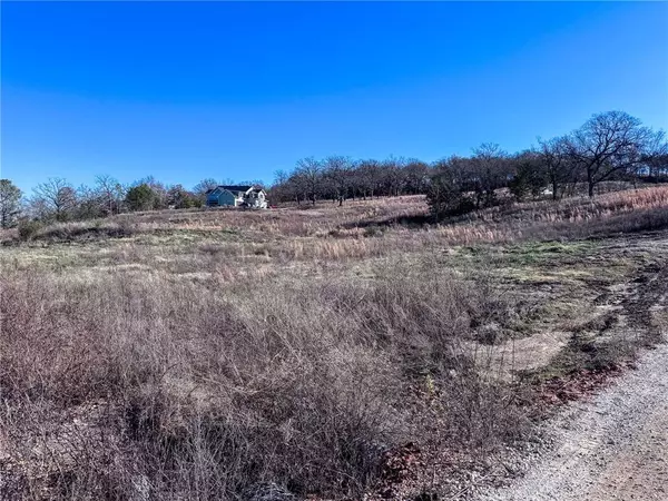 12786 Centerpoint Church Rd, Prairie Grove, AR 72753