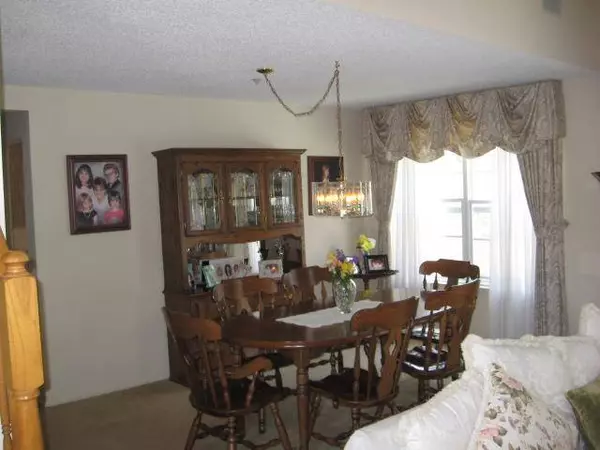 2 Hawthorne Pl, East Orange City, NJ 07018