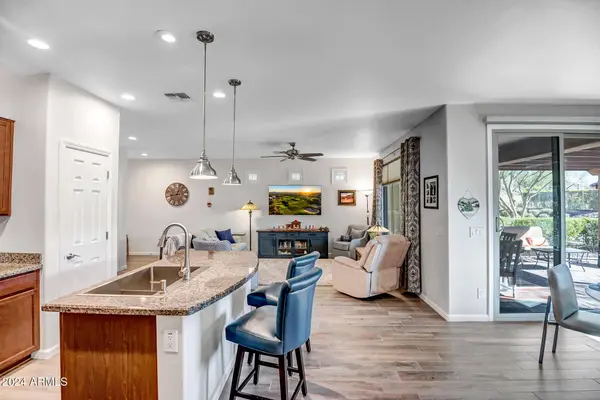 17539 W SILVER FOX Way, Goodyear, AZ 85338