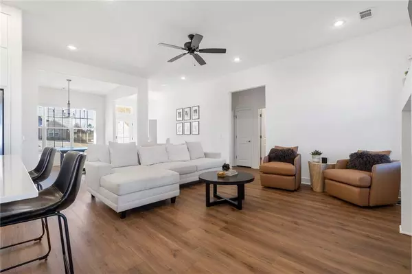 5922 Lavender Ave, Springdale, AR 72762