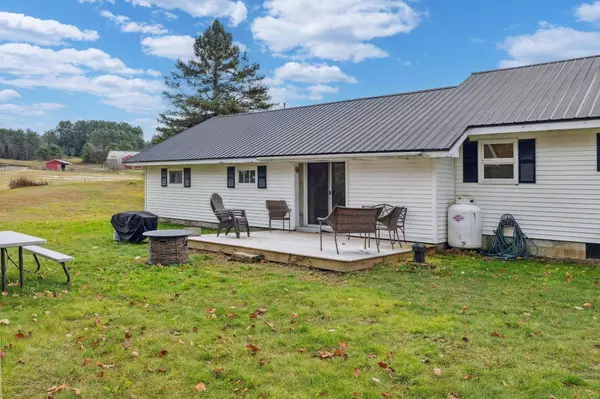331 Mill Brook RD, Landaff, NH 03585