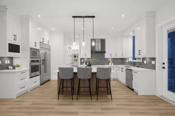 11018 243B ST, Maple Ridge, BC V2W 1H5