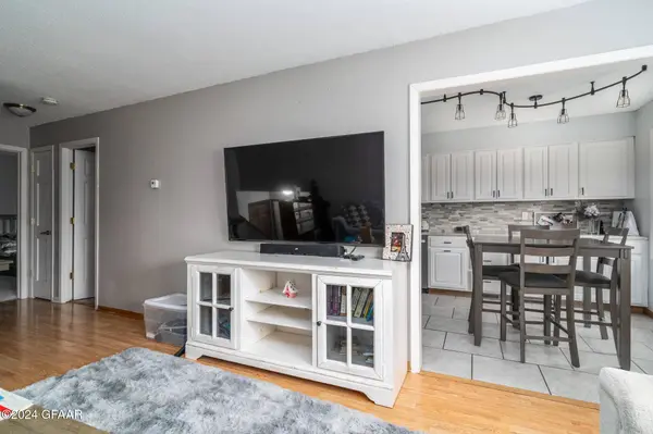 605 4TH ST, Thompson, ND 58278