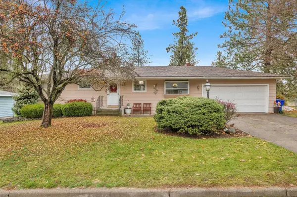 210 W St Thomas More WAY, Spokane, WA 99208