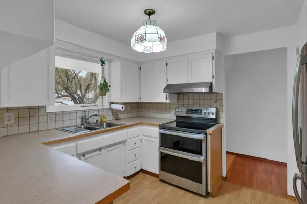 210 W St Thomas More WAY, Spokane, WA 99208