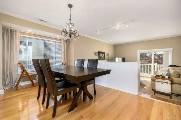 71 Aiken Street #APT Q1, Norwalk, CT 06851