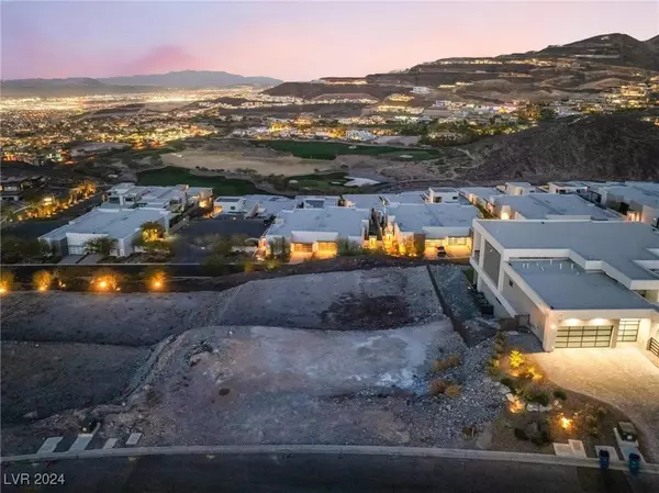 656 Dragon Peak Drive, Henderson, NV 89012