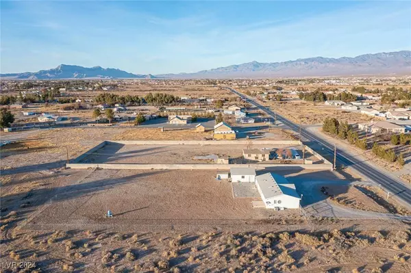 3270 S Blagg Road, Pahrump, NV 89048