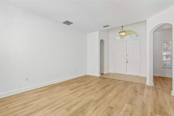 3917 SHOREVIEW DR, Kissimmee, FL 34744