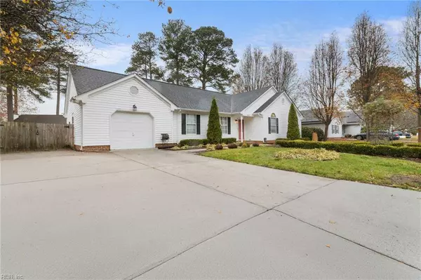 2427 Cherry Blossom DR, Suffolk, VA 23434