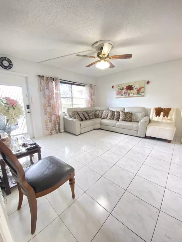 201 NW 76th AVE 104, Margate, FL 33063