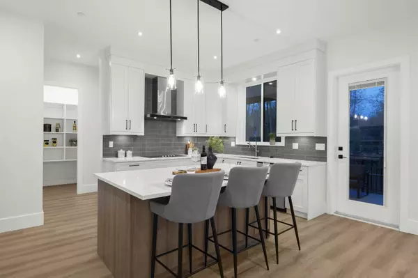 11018 243B ST, Maple Ridge, BC V2W 1H5