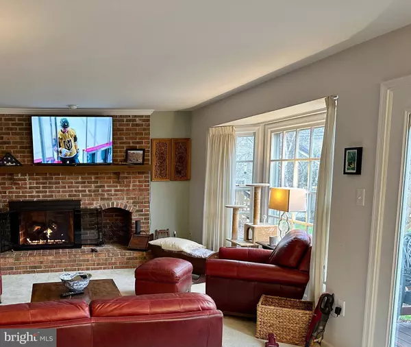 9408 FLOWERDEN LN, Manassas, VA 20110