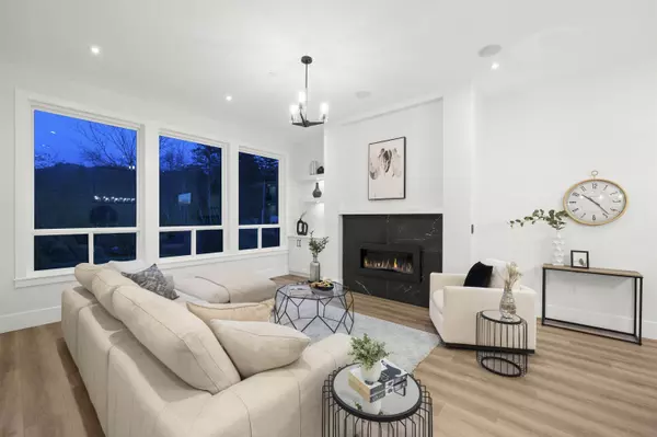 11018 243B ST, Maple Ridge, BC V2W 1H5