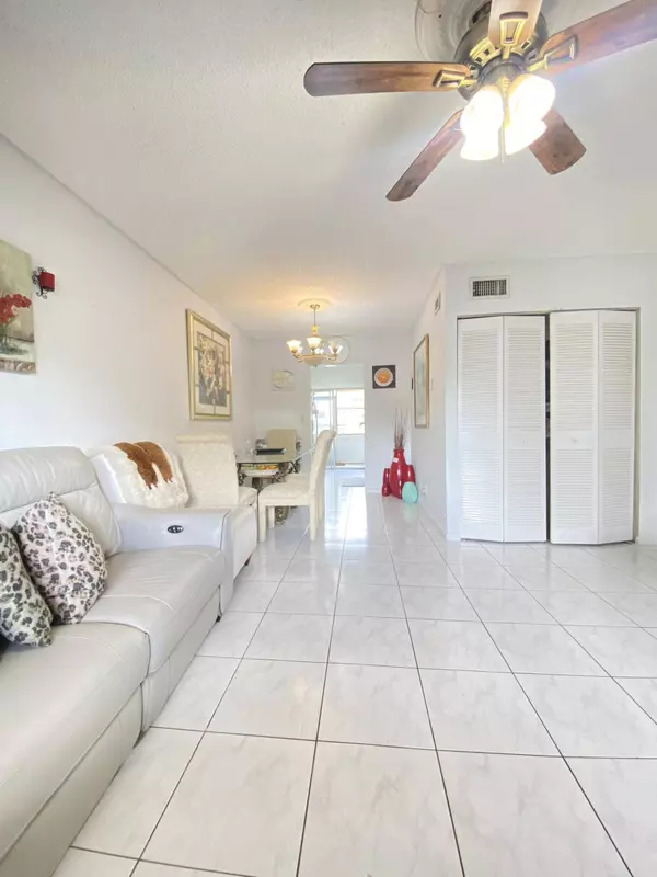 201 NW 76th AVE 104, Margate, FL 33063