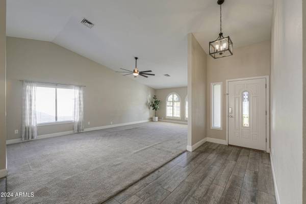 2326 N ROSE Street, Mesa, AZ 85213