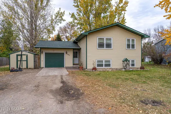 605 4TH ST, Thompson, ND 58278