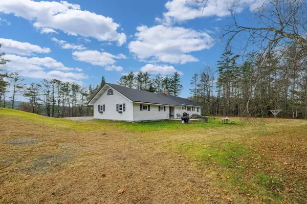 331 Mill Brook RD, Landaff, NH 03585