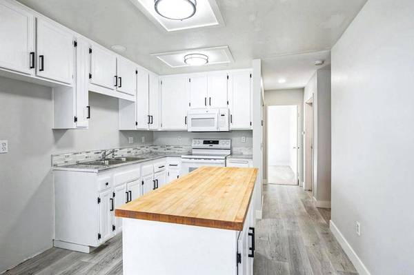 4616 Campus AVE #1, San Diego, CA 92116