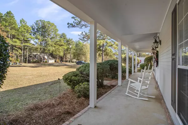 42 W Temple Rd., Petal, MS 39465