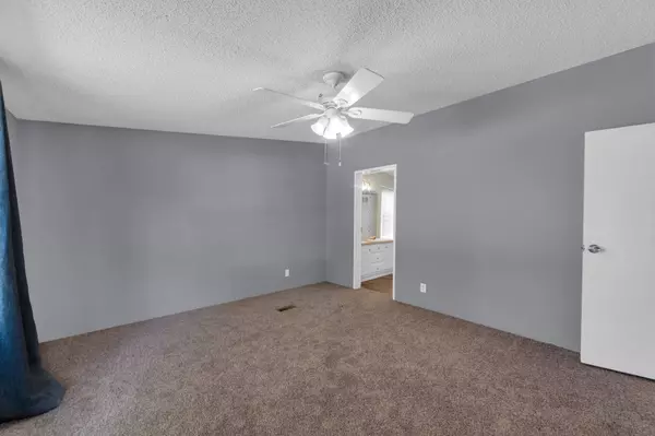 437 Briarwood Rd, Clarksville, TN 37040