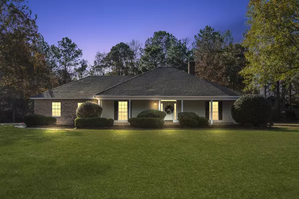 42 W Temple Rd., Petal, MS 39465
