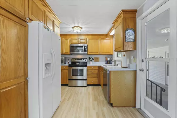 122C SHADOW WOODS LN S, Eustis, FL 32726