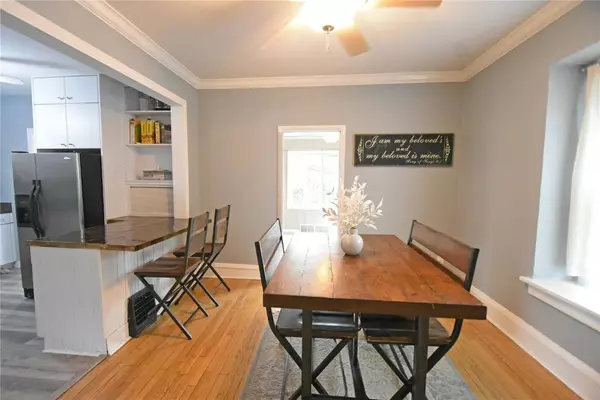 1955 Park AVE SE, Cedar Rapids, IA 52403